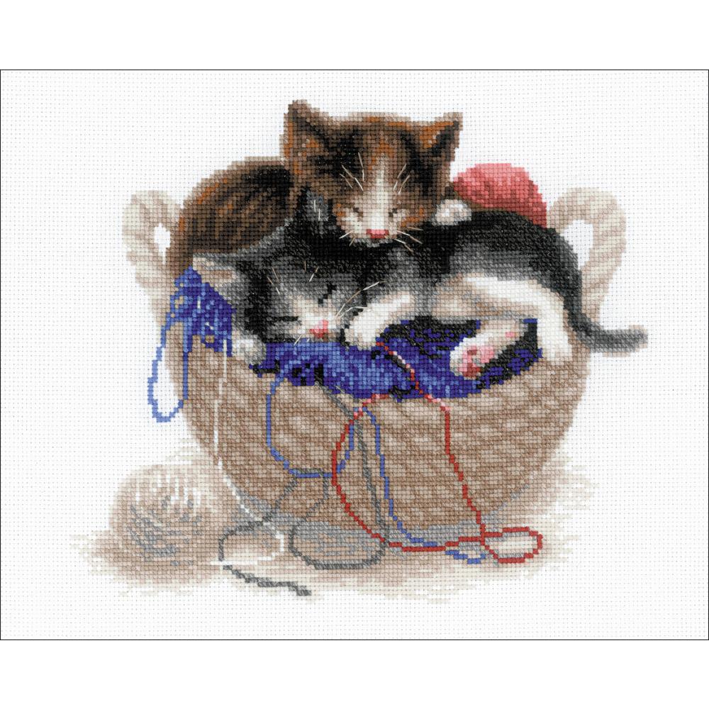Riolis "Kittens in a Basket" Cross Stitch Kit